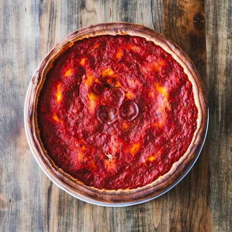 Deep Dish Pizza Experience